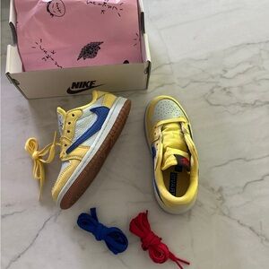 Travis Scott x Air Jordan 1 Retro Low OG SPTD
'Canary'